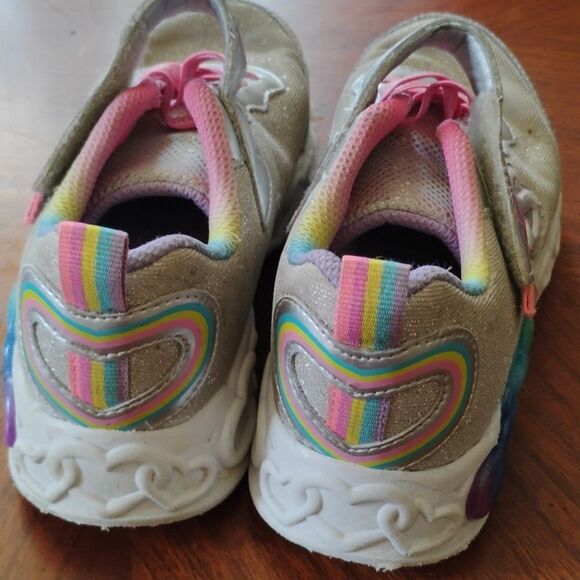 Kids Skechers - Silver and Pink - Size: 12     (1013) - Picture 3 of 5